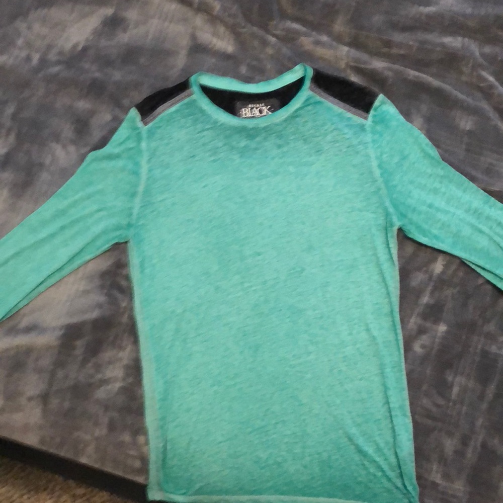 Buckle shirt